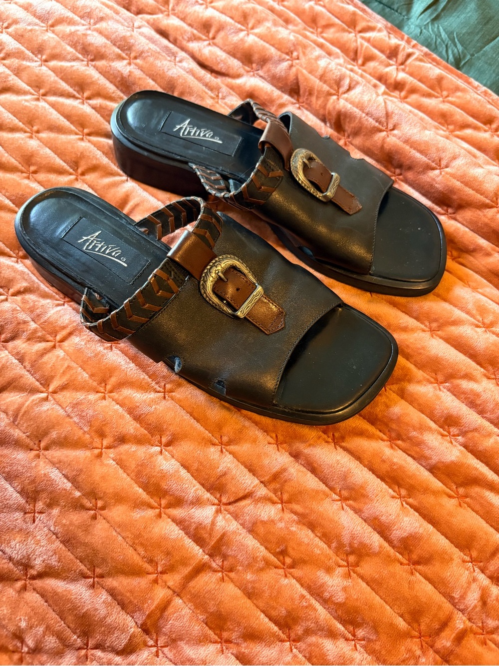 Ativa Women’s Black Leather Slide Sandals with Brown Buckle Detail - Picture 4 of 8